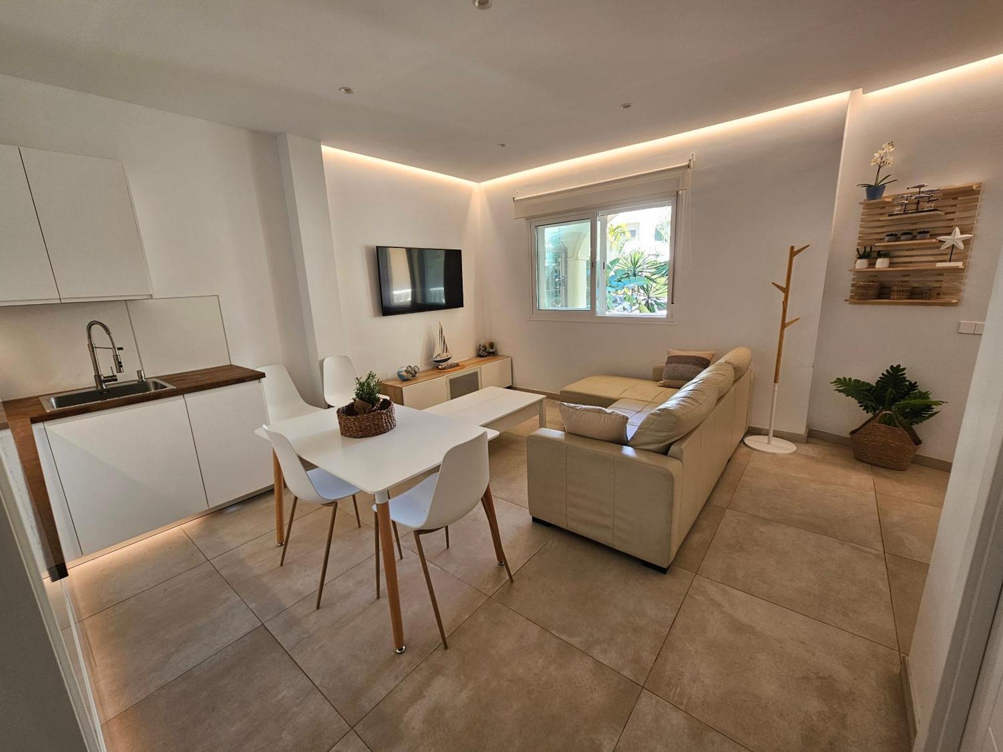 Apartamento Puerto Marina Beach La Carihuela Εξωτερικό φωτογραφία